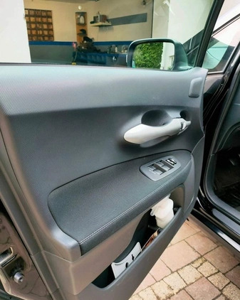 Toyota Auris cena 20200 przebieg: 250500, rok produkcji 2012 z Lublin małe 352
